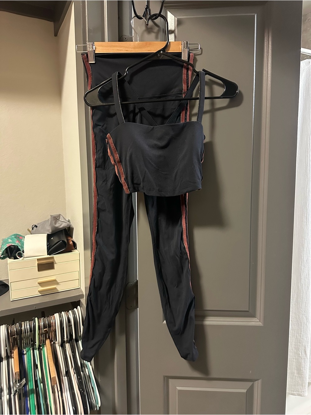 Target Black Leggings & Cropped Tank with Rust Trim